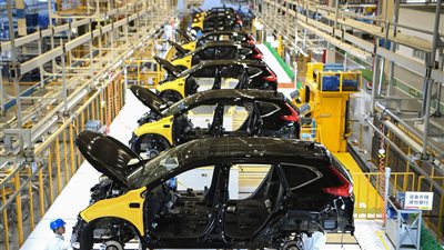 مصر تنتظر كنز بـ100 مليون دولار.. مشروع أمريكي تركي للصناعات المغذية للسيارات.. ما القصة؟