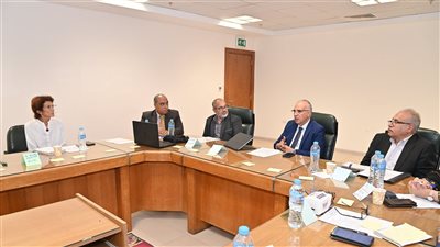 مصر تطلق تجربة رائدة لحماية شواطئ كفر الشيخ باستخدام الرمال البحرية الصديقة للبيئة