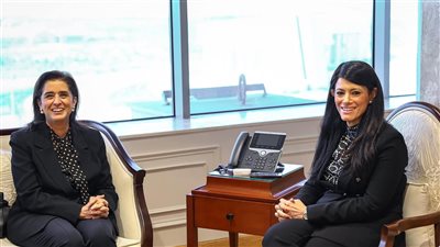 المشاط تبحث مع المدير الإقليمي بمنظمة الصحة العالمية تعزيز سياسات الصحة في خطة التنمية متوسطة المدى