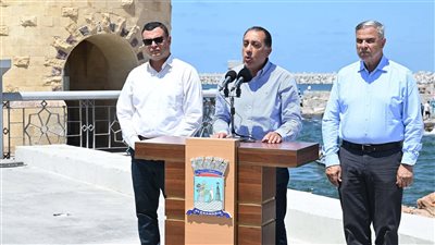 مدبولي: حصر العقارات الآيلة للسقوط بالإسكندرية لتنفيذ مشروع إحلال كامل لها 