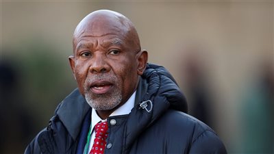 محافظ البنك المركزي بجنوب أفريقيا: رسوم ترامب الجمركية تعرض 100 ألف وظيفة للخطر