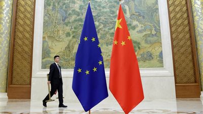 قمة صينية أوروبية في بكين وسط تصاعد التوترات التجارية العالمية