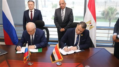 مصر وروسيا تسرعان خطوات تنفيذ مشروع الضبعة النووي بتوقيع بروتوكول وعقد مكمل