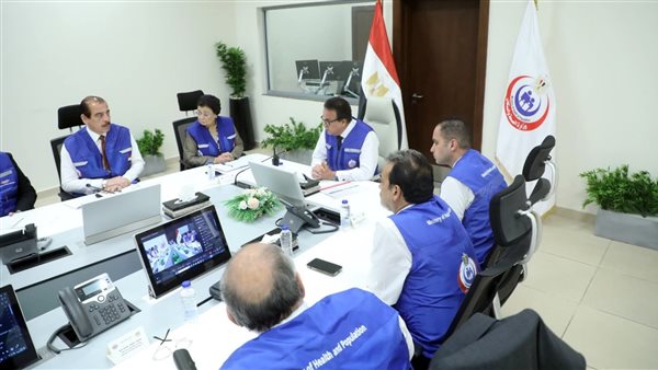 وزير الصحة يتابع