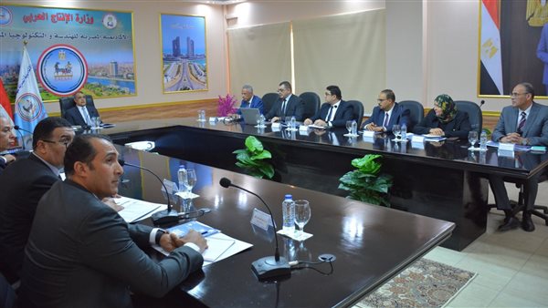 وزير الإنتاج الحربي