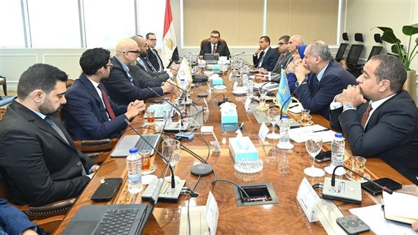 وزير الإسكان