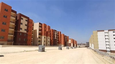 وزير الإسكان يتابع تنفيذ مشروعات 