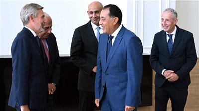 مدبولي يشهد توقيع بروتوكول تعاون مشترك لإنشاء وتطوير 5 مدارس للتكنولوجيا التطبيقية في مجالات أنشطة الكهرباء