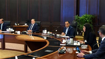 بحضور محافظ البنك المركزي.. رئيس الوزراء يترأس اجتماع المجلس التنسيقي للسياسات المالية والنقدية