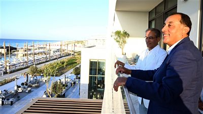 مدبولي: الدولة تحرص على تشجيع الاستثمار السياحي بالساحل الشمالي لتكون نقطة جذب طوال العام 