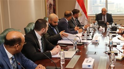 تعاون مصري روسي لتوطين صناعة المعدات الكهربائية بمشروع الضبعة النووي