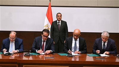 مدبولي يشهد توقيع بروتوكول لإنشاء 5 مدارس تكنولوجيا تطبيقية في مجال صناعة الأدوية