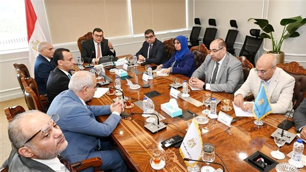 وزير الإسكان