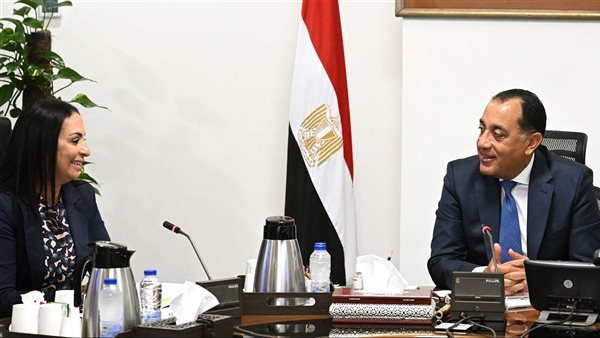 رئيس الوزراء يُتابع