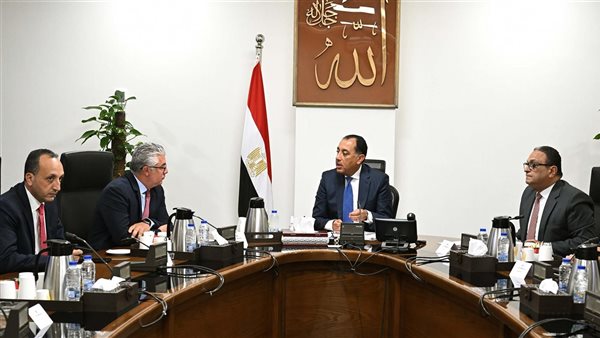 اجتماع الدكتور مصطفى