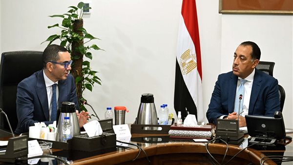 رئيس الوزراء ووزير