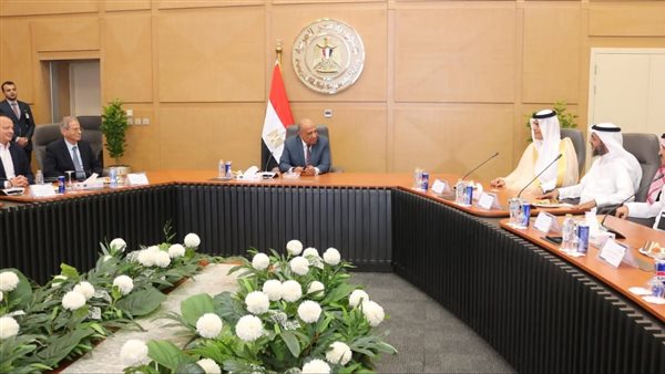 جانب من اجتماع وزير