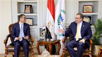 إصلاح إداري يعزز مناخ الاستثمار: خطوات جديدة بين الجهاز ووزارة الاستثمار