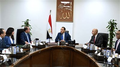 مدبولي: ضرورة توفير أوجه الدعم اللازمة لتطوير العملية التعليمية وتلبية متطلباتها 