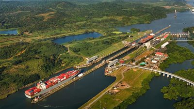 قناة بنما تتوقع 5.6 مليار دولار إيرادات هذا العام رغم الرسوم الجمركية الأمريكية