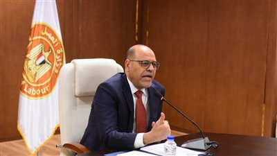 وزارة العمل: صرف مستحقات المعاشات للعاملين المصريين السابقين في العراق خلال أيام