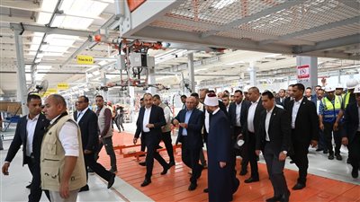 كامل الوزير: النصر للسيارات قلعة عريقة.. والدولة ملتزمة بإحياء الصناعة الوطنية