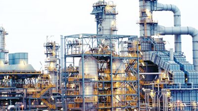 قطاع البترول المصري يستعيد مسار النمو.. استثمارات دولية وضخ مليارات الدولارات لزيادة الإنتاج