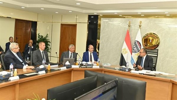 وزير قطاع الأعمال
