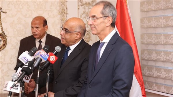 وزيرا العدل والاتصالات