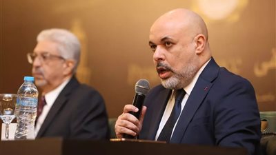 رئيس شعبة الذهب: توقعات خفض الفائدة الأمريكية تدعم صعود أسعار الذهب في مصر