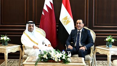 مدبولي يبحث مع رئيس وزراء قطر توسيع الاستثمارات وتعزيز التعاون السياسي