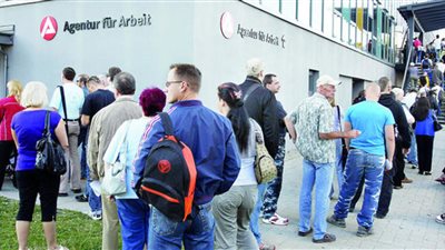 البطالة في ألمانيا تتجاوز حاجز 3 ملايين لأول مرة منذ عقد وسط ضغوط اقتصادية متزايدة