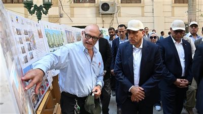 رئيس الوزراء يتفقد مشروع تحسين الصورة البصرية للقاهرة الخديوية