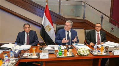 بدوي: قطاع البترول نجح في توفير 3.5 مليار دولار من الفاتورة الاستيرادية لمصر