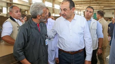 وزير قطاع الأعمال: المستلزمات الطبية وعبوات الأدوية أحد الأعمدة الرئيسية لدعم صناعة الدواء 