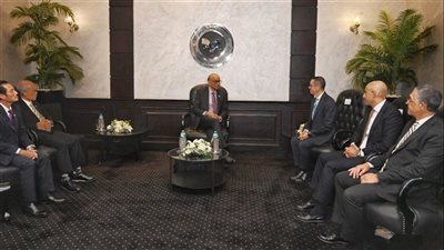 وزير الاستثمار: التعاون مع سنغافورة فرصة لتعزيز جهود مصر في التحول الرقمي وتطوير الموانئ