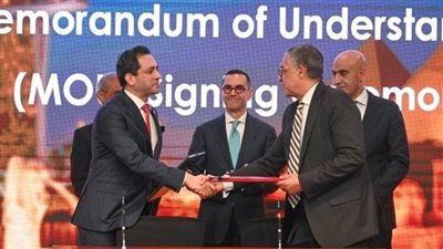 وزير الاستثمار يشهد توقيع عدد من الاتفاقيات ومذكرات التفاهم خلال منتدى الأعمال المصري السنغافوري