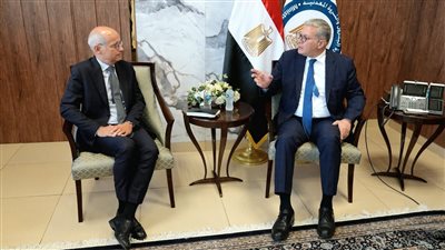 وزير البترول يبحث مع توتال إنرجيز الفرنسية فرص الاستثمار وتعزيز التعاون في شرق المتوسط 