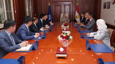 أسامة ربيع: نسعى لتوطين الصناعة البحرية وإعادة ريادة ترسانات القناة