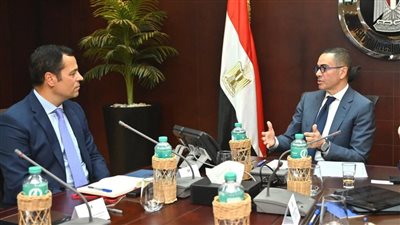 وزير الاستثمار يستعرض مع وفد صندوق النقد جهود الإصلاح الاقتصادي في مصر
