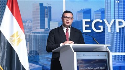 وزير الإسكان يعلن إطلاق الاستراتيجية الوطنية للمدن الذكية لتعزيز التنمية العمرانية المستدامة