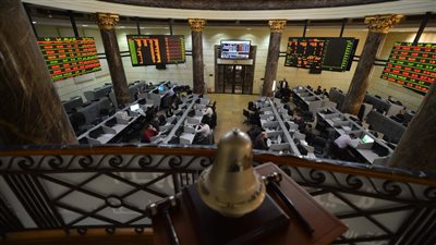 البورصة المصرية تواصل الصعود في منتصف تعاملات الخميس بدعم من مشتريات المصريين