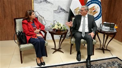 وزير البترول يبحث استثمارات شل العالمية في البحث وإنتاج الغاز في مصر 