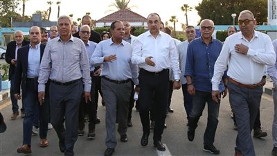 وزير قطاع الأعمال: دعم الصناعات الحيوية وتوطين الدواء أولوية استراتيجية