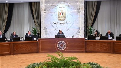 رئيس الوزراء يوجه بضرورة الانتهاء من المشروعات المتفق على طرحها ضمن برنامج الطروحات الحكومية