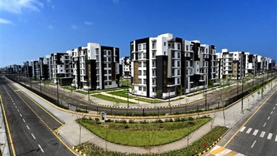 من العاصمة الإدارية إلى العلمين الجديدة.. الإسكان تواصل تنفيذ مشروعات كبرى خلال أسبوع (فيديو)