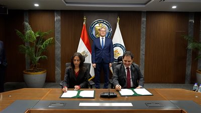 وزير البترول يشهد توقيع اتفاقية للشراكة مع القطاع الخاص في مشروعات تصنيع الفوسفات