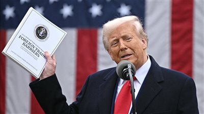 ترامب يكشف تفاصيل الرسوم الجمركية على واردات الأثاث بدءا من مطلع أكتوبر