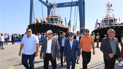 تدشين القاطرتين 