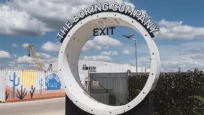 الإمارات تستعد لإطلاق مشروع إيلون ماسك للنقل 